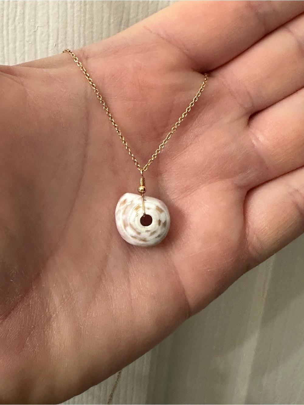 14k Gold-Filled Necklace White Brown Purple Puka Shell Pendant Hawaii NWT
